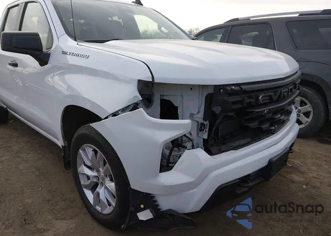 2023 Chevrolet Silverado 1500 2Wd Standard Bed Custom z USA, uszkodzony, nr VIN 1GCRABEK9PZ104826